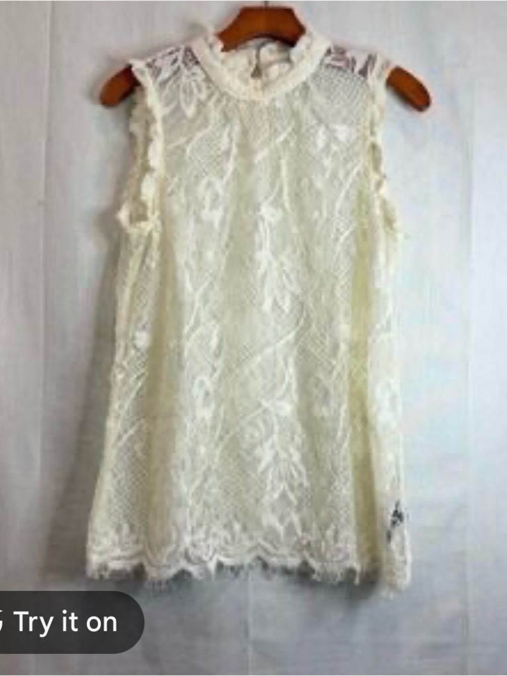 Who What Wear Cream Lace Sleeveless High-Neck Camisole